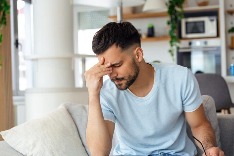 Person in therapy learning what the symptoms of wet brain are