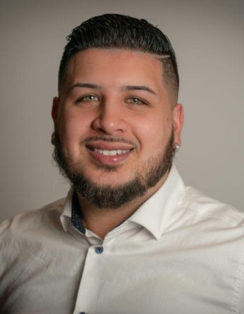 Vincent-Samayoa-Head-Shot-560×560 BlueCrest Recovery Center staff headshots- Vincent Samayoa
